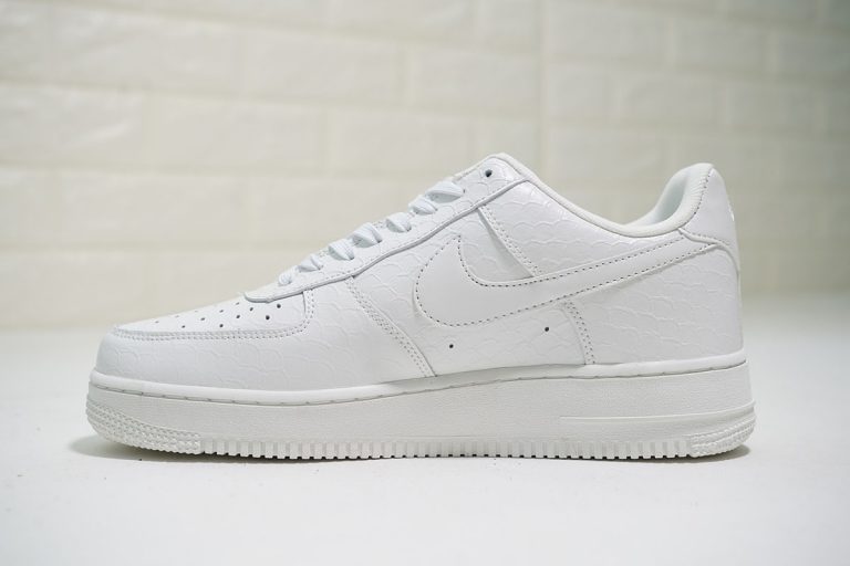 nike air force 1 low type summit white