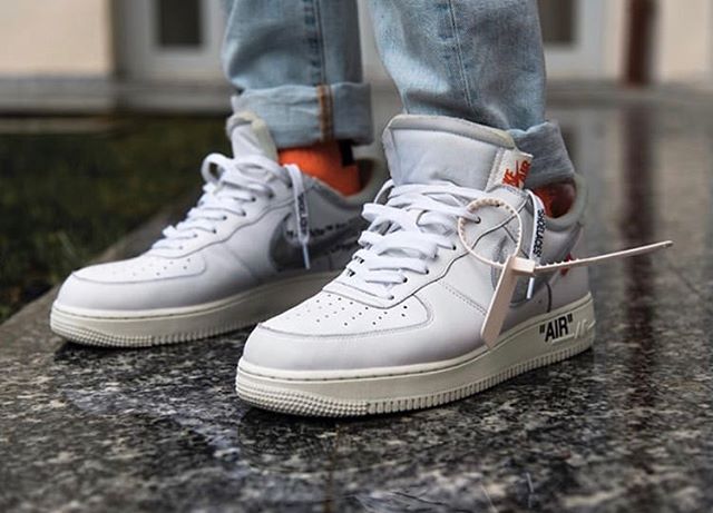 NIKE Air FORCE 1 LOW OFF-WHITE COMPLEXCON