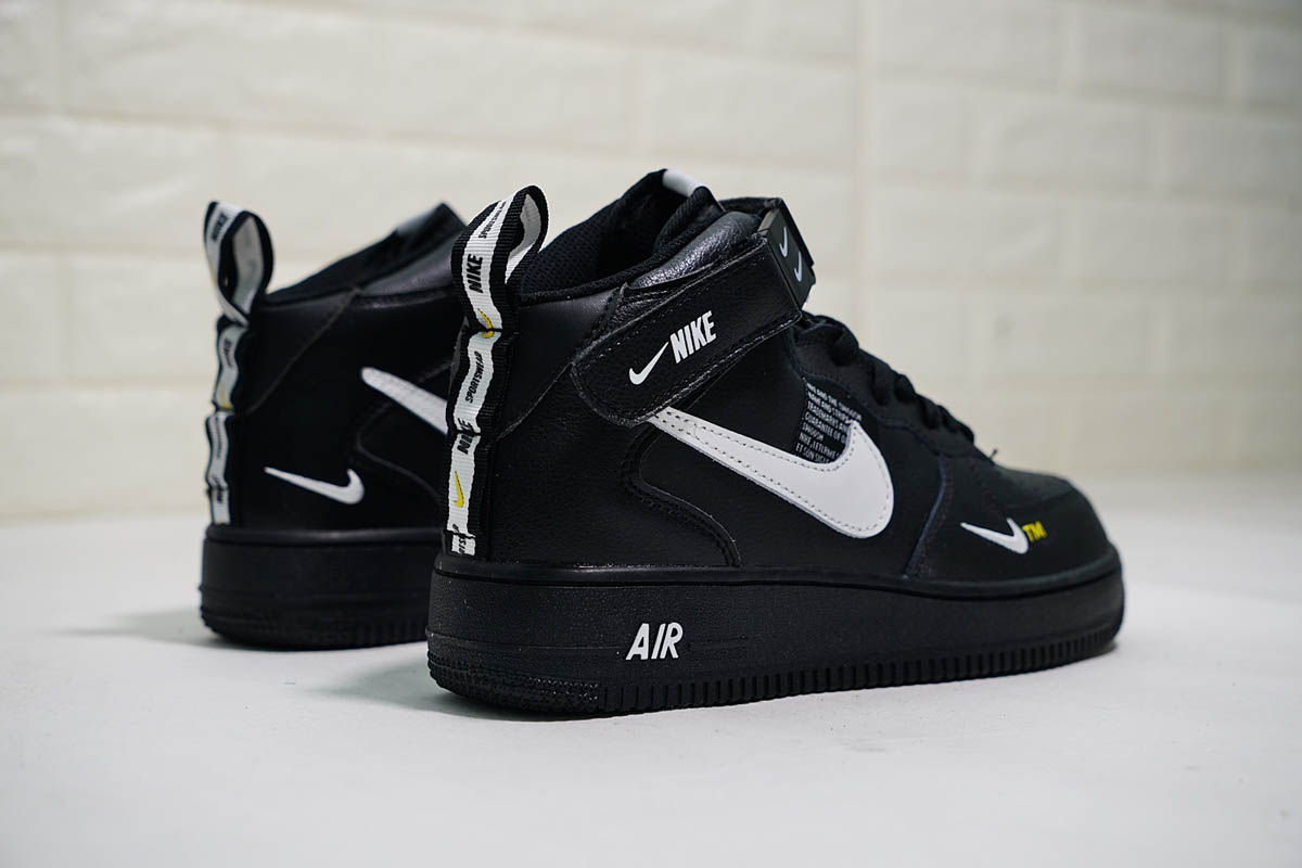 Nike Air Force 1 MID ´07 LV8 Black/ Black