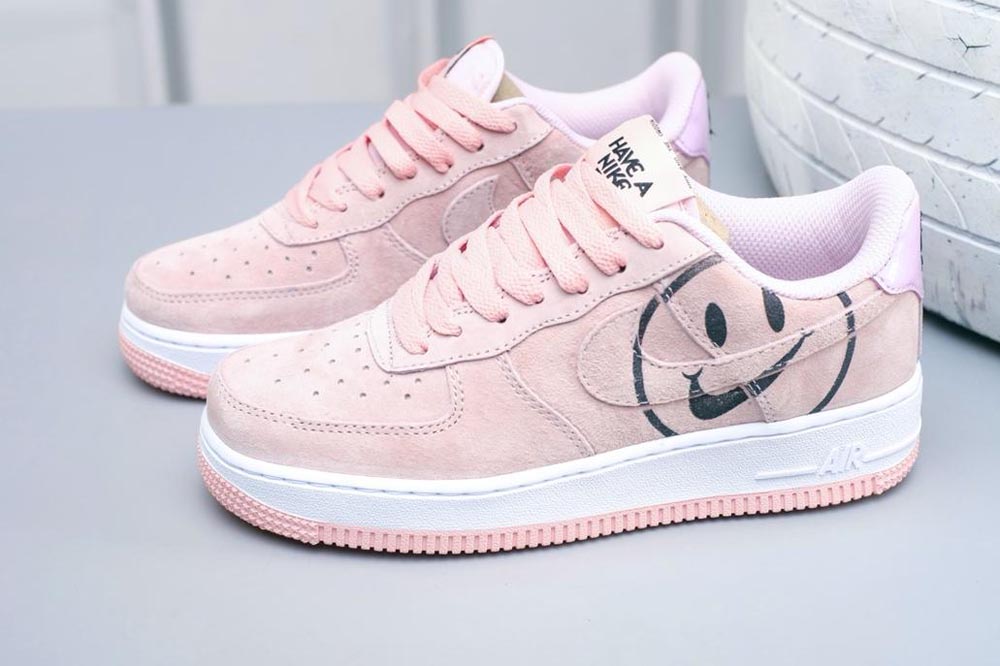smiley face nike air force